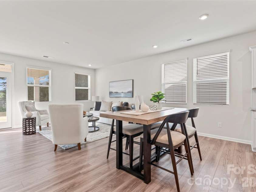 9110 Buckley Court, Charlotte, NC 28269.  MLS# CAR4363949, YatesRealty ID 13461. 