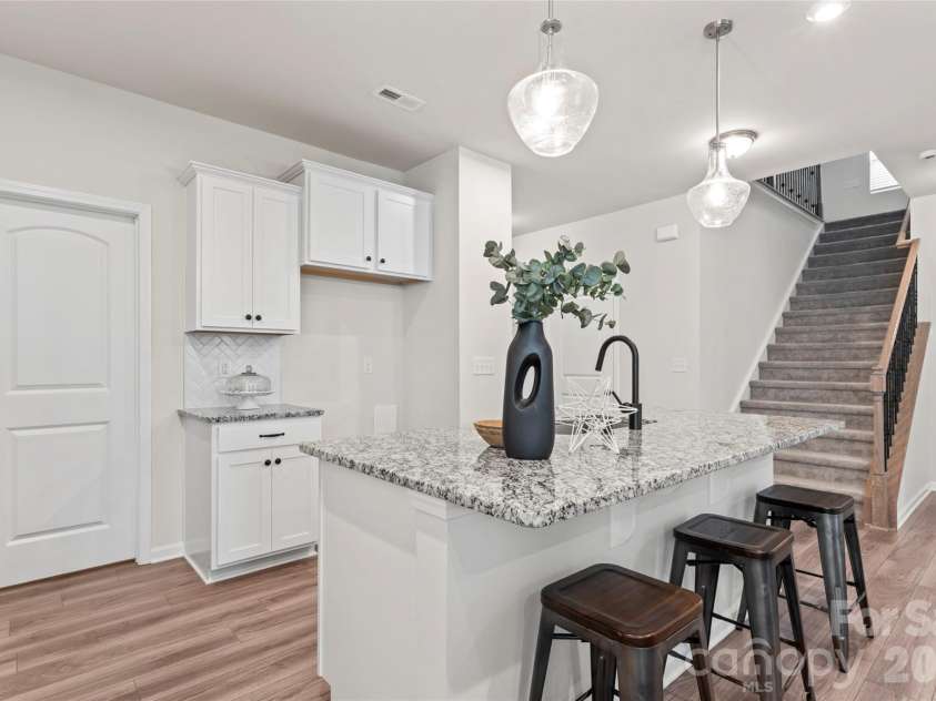 9110 Buckley Court, Charlotte, NC 28269.  MLS# CAR4363949, YatesRealty ID 13461. 