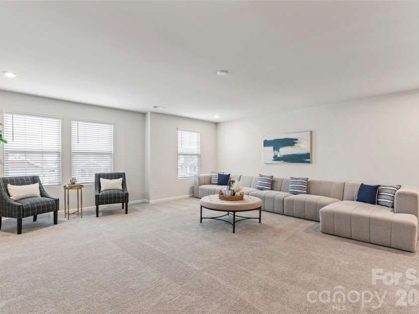9110 Buckley Court, Charlotte, NC 28269.  MLS# CAR4363949, YatesRealty ID 13461. 