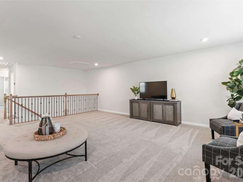 9110 Buckley Court, Charlotte, NC 28269.  MLS# CAR4363949, YatesRealty ID 13461. 