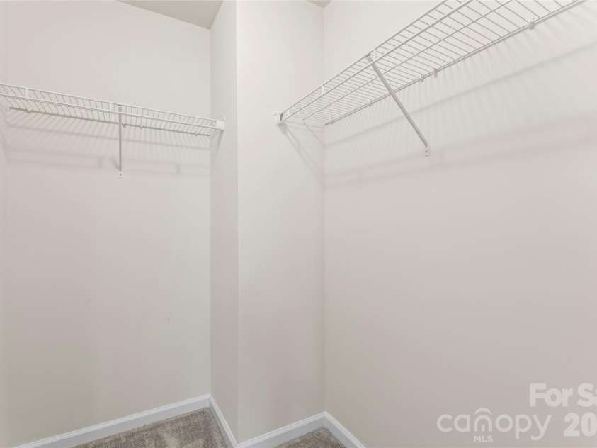 9110 Buckley Court, Charlotte, NC 28269.  MLS# CAR4363949, YatesRealty ID 13461. 