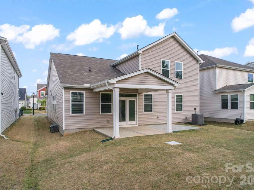 9110 Buckley Court, Charlotte, NC 28269.  MLS# CAR4363949, YatesRealty ID 13461. 