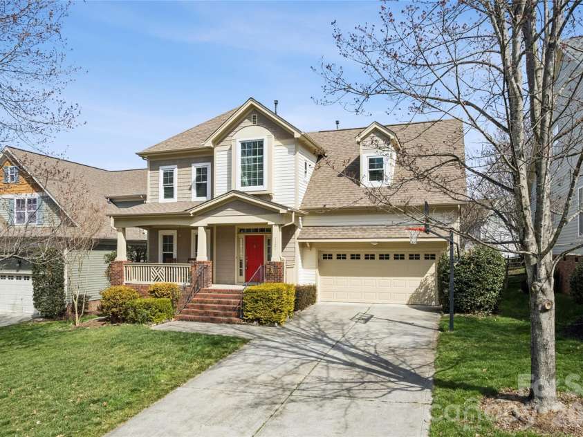 7321 Avonhurst Lane, Charlotte, NC 28269.  MLS# CAR4353767, YatesRealty ID 13462. 