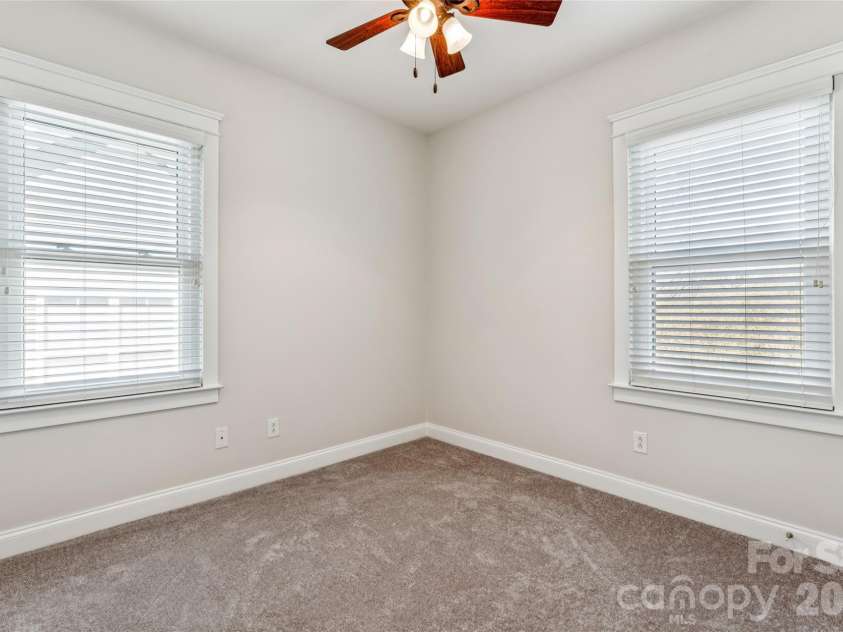 7321 Avonhurst Lane, Charlotte, NC 28269.  MLS# CAR4353767, YatesRealty ID 13462. 