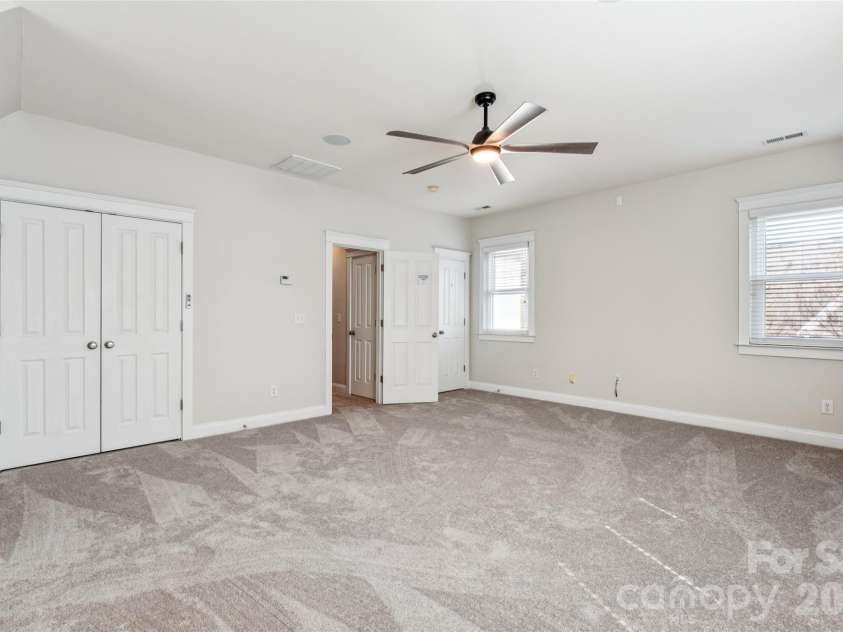 7321 Avonhurst Lane, Charlotte, NC 28269.  MLS# CAR4353767, YatesRealty ID 13462. 