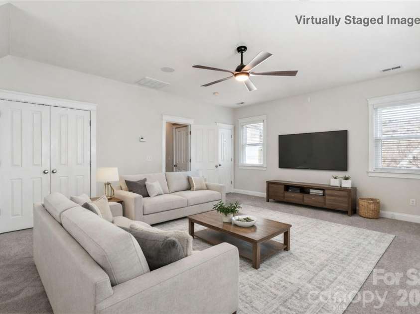 7321 Avonhurst Lane, Charlotte, NC 28269.  MLS# CAR4353767, YatesRealty ID 13462. 