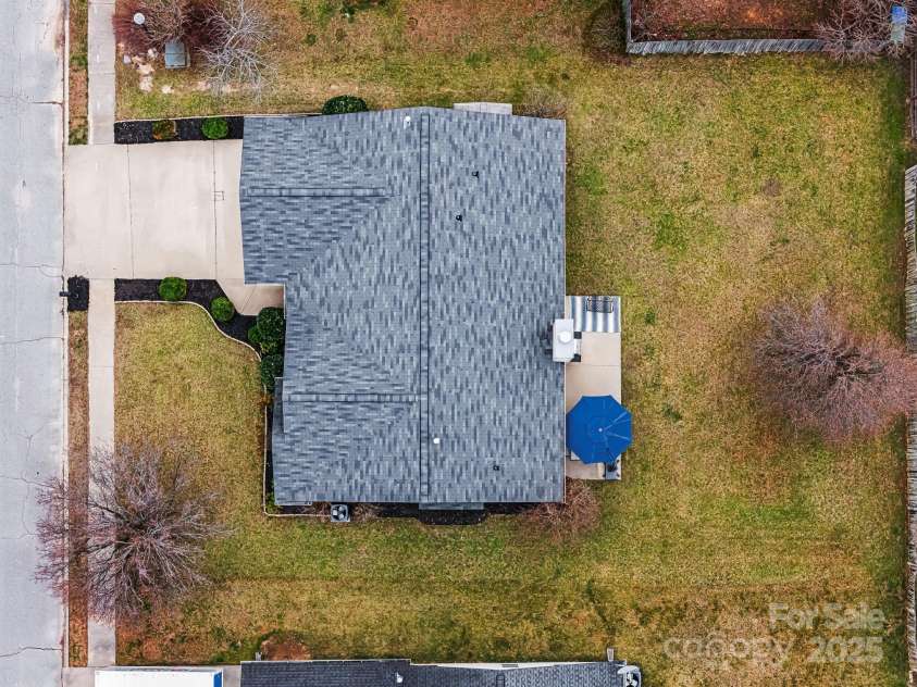 143 Sunberry Trail, Fletcher, NC 28732.  MLS# CAR4223165, YatesRealty ID 13464. 