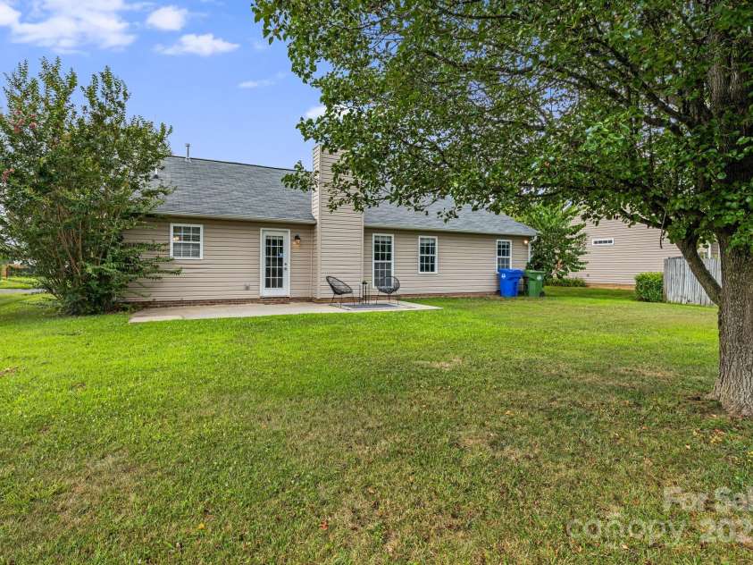 143 Sunberry Trail, Fletcher, NC 28732.  MLS# CAR4223165, YatesRealty ID 13464. 