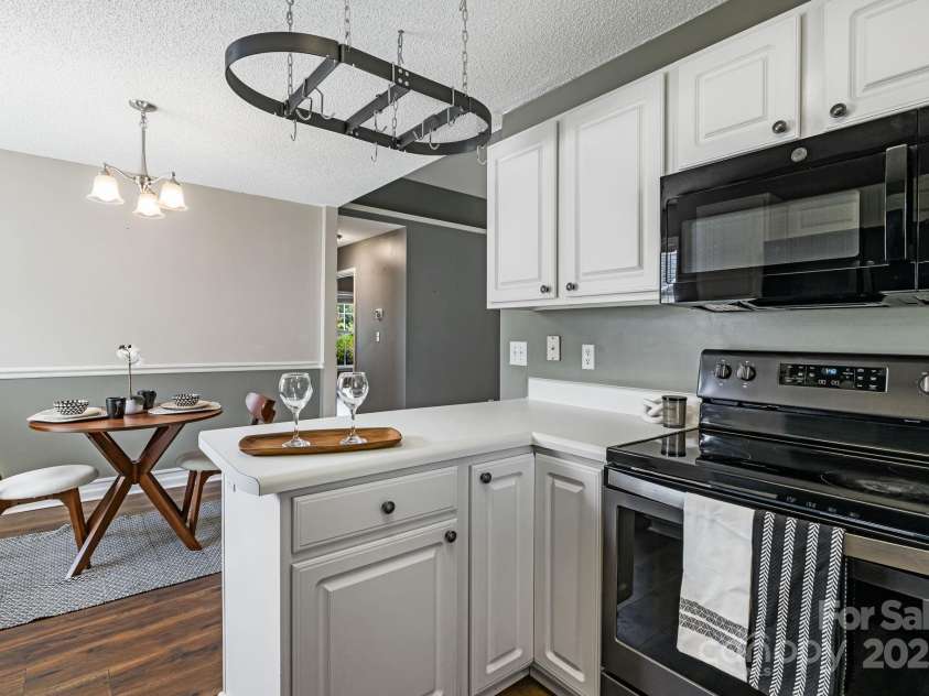 143 Sunberry Trail, Fletcher, NC 28732.  MLS# CAR4223165, YatesRealty ID 13464. 