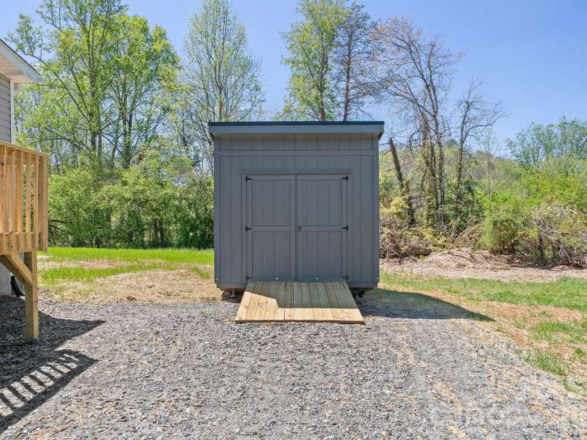 118 Peaceful Hill Drive, Old Fort, NC 28762.  MLS# CAR4367270, YatesRealty ID 13465. 
