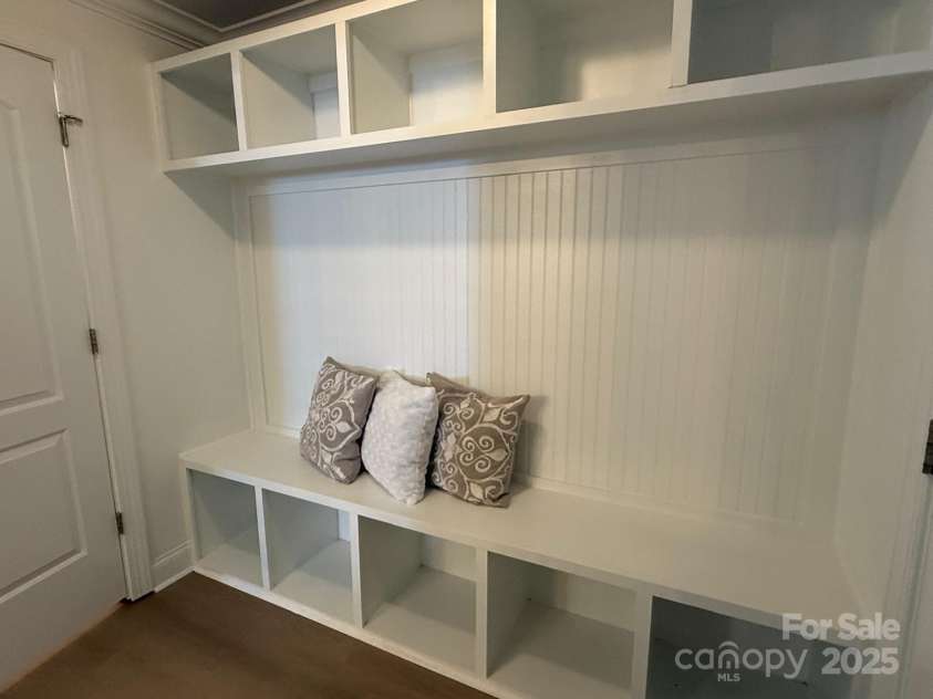 3332 Draper Avenue, Charlotte, NC 28205.  MLS# CAR4224302, YatesRealty ID 13465. Side Entryway