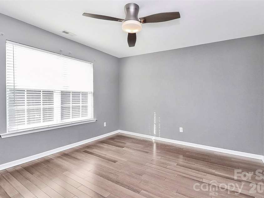 10722 Camden Meadow Drive, Charlotte, NC 28273.  MLS# CAR4342342, YatesRealty ID 13466. 