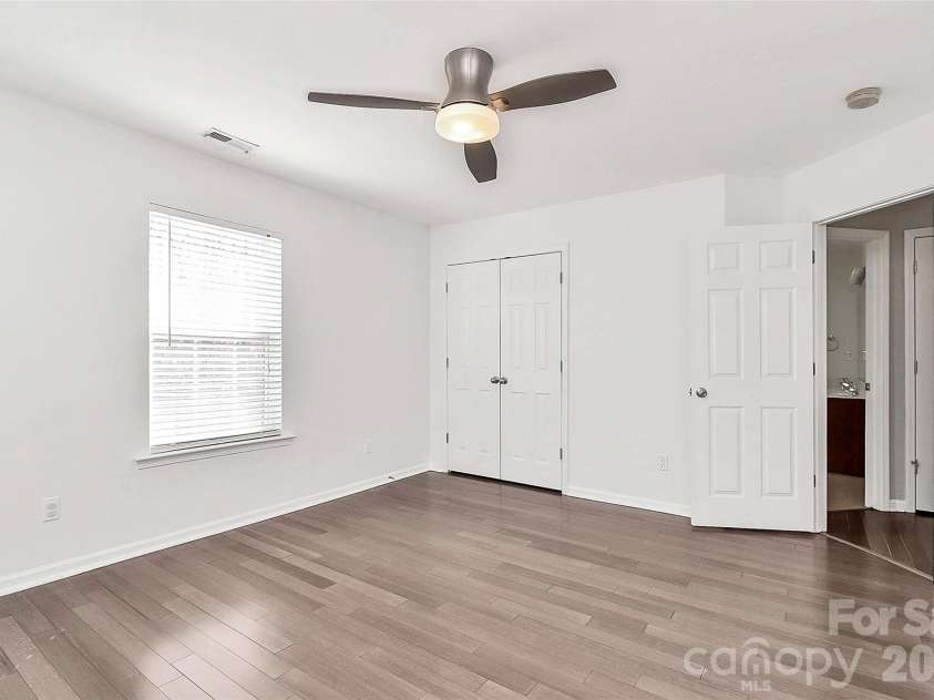 10722 Camden Meadow Drive, Charlotte, NC 28273.  MLS# CAR4342342, YatesRealty ID 13466. 