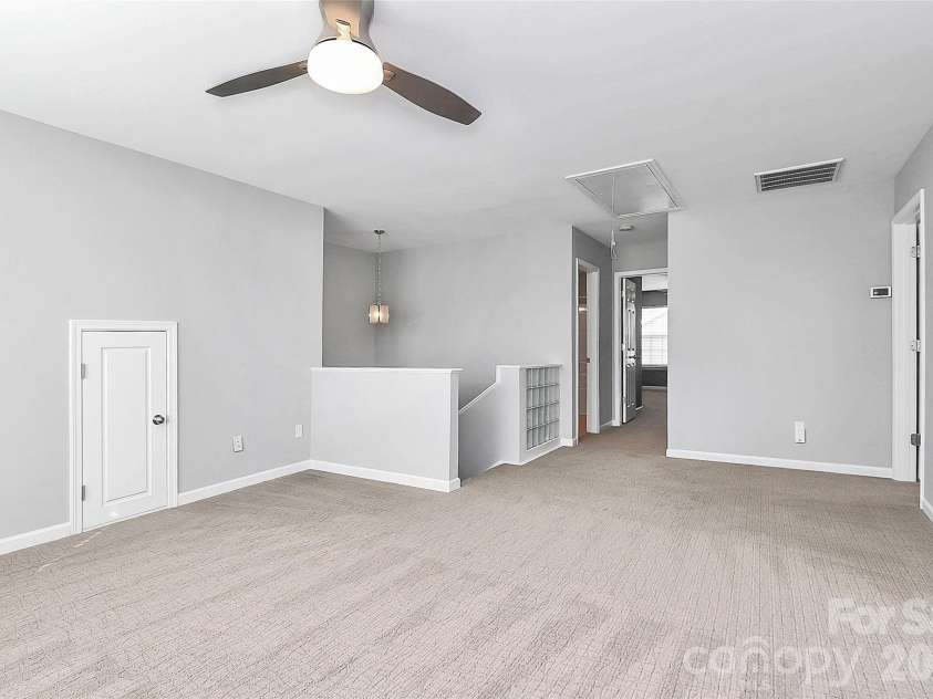 10722 Camden Meadow Drive, Charlotte, NC 28273.  MLS# CAR4342342, YatesRealty ID 13466. 