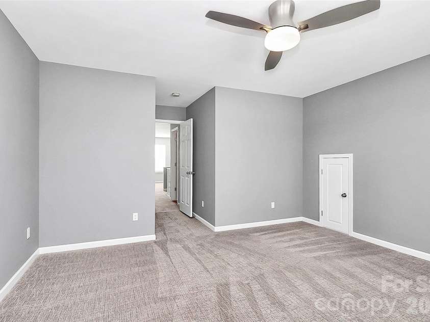 10722 Camden Meadow Drive, Charlotte, NC 28273.  MLS# CAR4342342, YatesRealty ID 13466. 