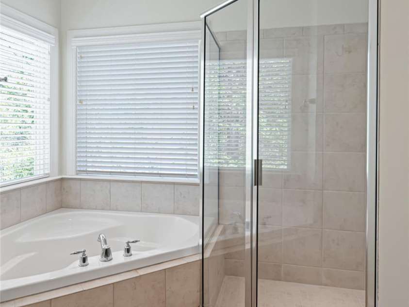 11 La Rue Court, Candler, NC 28715.  MLS# CAR4242161, YatesRealty ID 13467. 