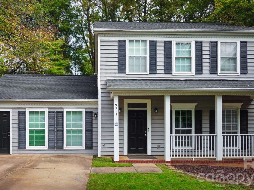 9201 Rotherham Lane, Charlotte, NC 28216.  MLS# CAR4316526, YatesRealty ID 13468. 