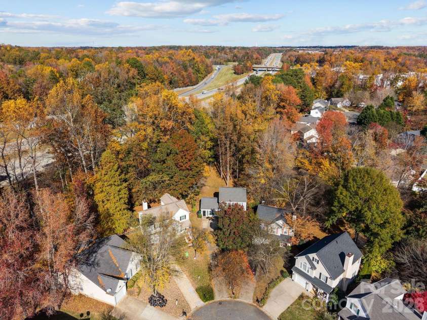9201 Rotherham Lane, Charlotte, NC 28216.  MLS# CAR4316526, YatesRealty ID 13468. 