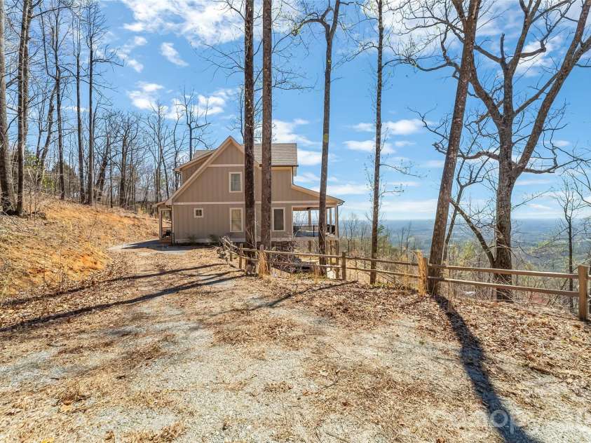 2280 Pinnacle Parkway, Union Mills, NC 28167.  MLS# CAR4363035, YatesRealty ID 13469. 
