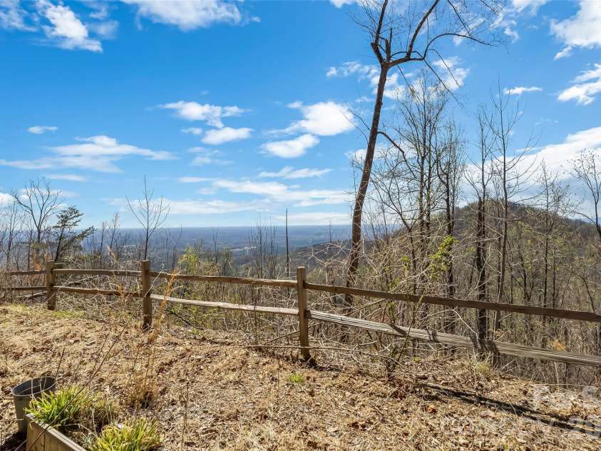 2280 Pinnacle Parkway, Union Mills, NC 28167.  MLS# CAR4363035, YatesRealty ID 13469. 