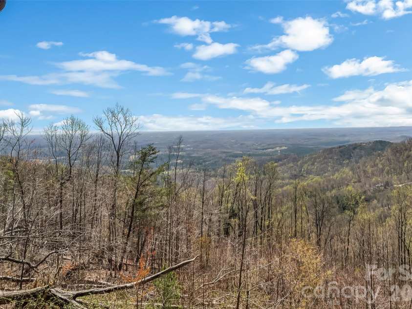 2280 Pinnacle Parkway, Union Mills, NC 28167.  MLS# CAR4363035, YatesRealty ID 13469. 