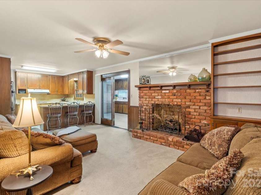 301 Museum Road, Statesville, NC 28625.  MLS# CAR4257027, YatesRealty ID 13472. 