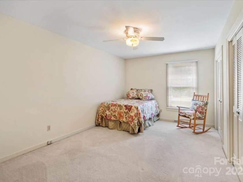 301 Museum Road, Statesville, NC 28625.  MLS# CAR4257027, YatesRealty ID 13472. 