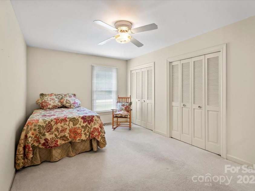 301 Museum Road, Statesville, NC 28625.  MLS# CAR4257027, YatesRealty ID 13472. 