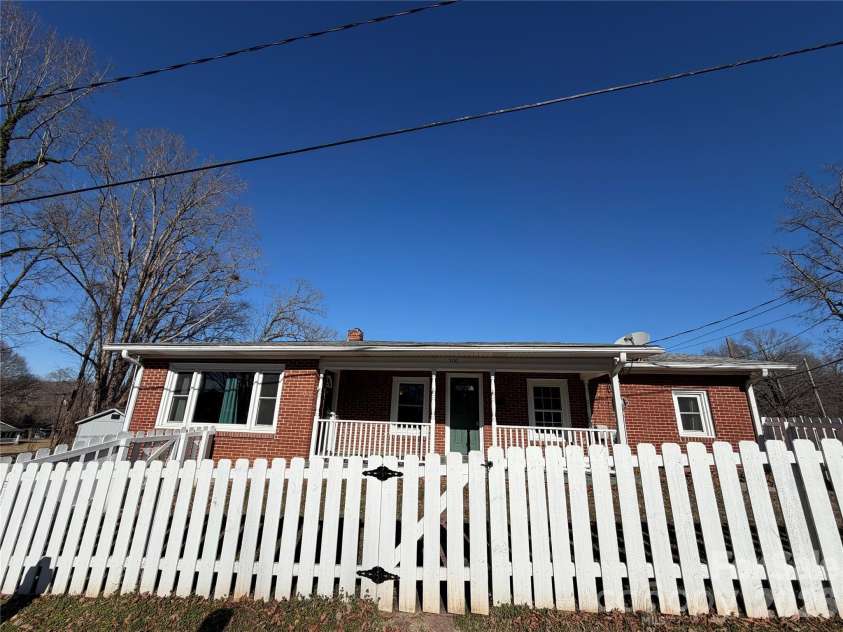 500 Echo Avenue, Kannapolis, NC 28081.  MLS# CAR4338641, YatesRealty ID 13473. 