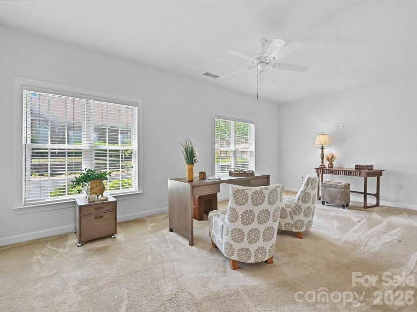 8655 Windsor Ridge Drive, Charlotte, NC 28277.  MLS# CAR4371179, YatesRealty ID 13474. 