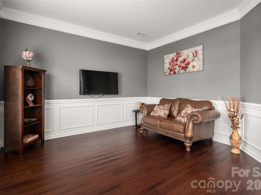 6714 Reedy Creek Road, Charlotte, NC 28215.  MLS# CAR4345304, YatesRealty ID 13475. 