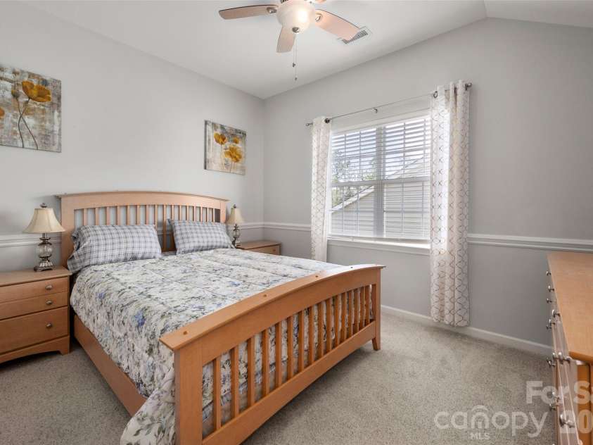 6714 Reedy Creek Road, Charlotte, NC 28215.  MLS# CAR4345304, YatesRealty ID 13475. 