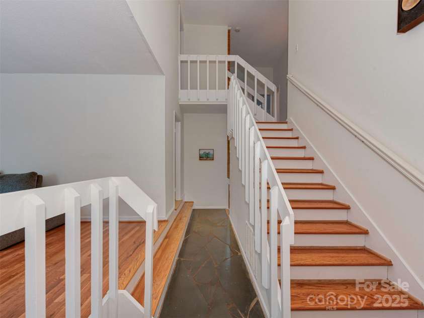 4025 Woodfox Drive, Charlotte, NC 28277.  MLS# CAR4258615, YatesRealty ID 13476. 
