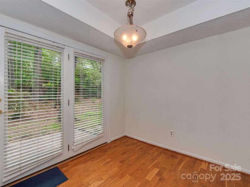 4025 Woodfox Drive, Charlotte, NC 28277.  MLS# CAR4258615, YatesRealty ID 13476. 