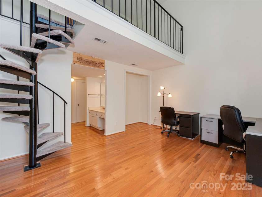 4025 Woodfox Drive, Charlotte, NC 28277.  MLS# CAR4258615, YatesRealty ID 13476. 