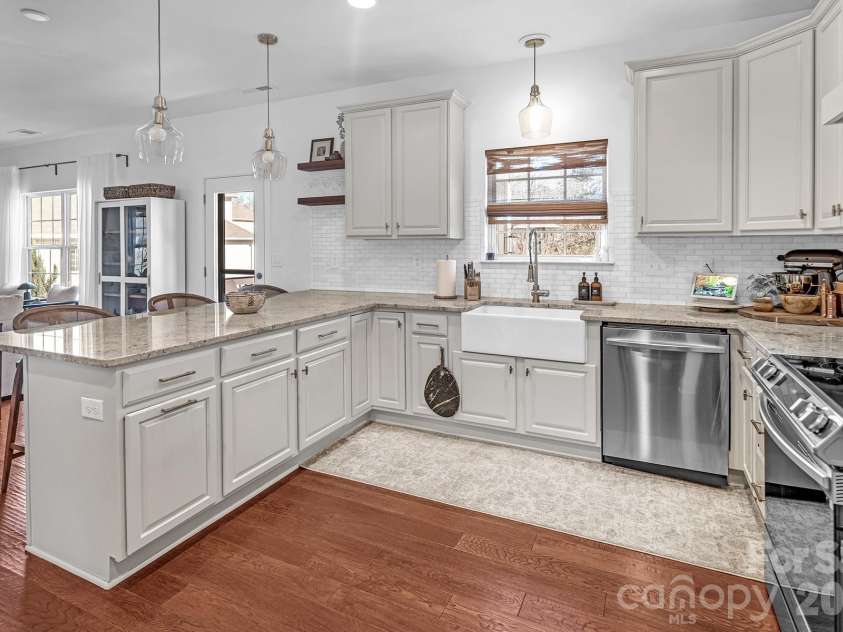 4100 Hay Meadow Drive, Mint Hill, NC 28227.  MLS# CAR4342313, YatesRealty ID 13476. 