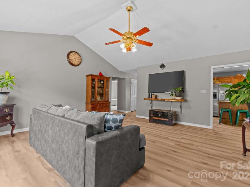 4470 Bandys Cross Road, Claremont, NC 28610.  MLS# CAR4258902, YatesRealty ID 13477. 