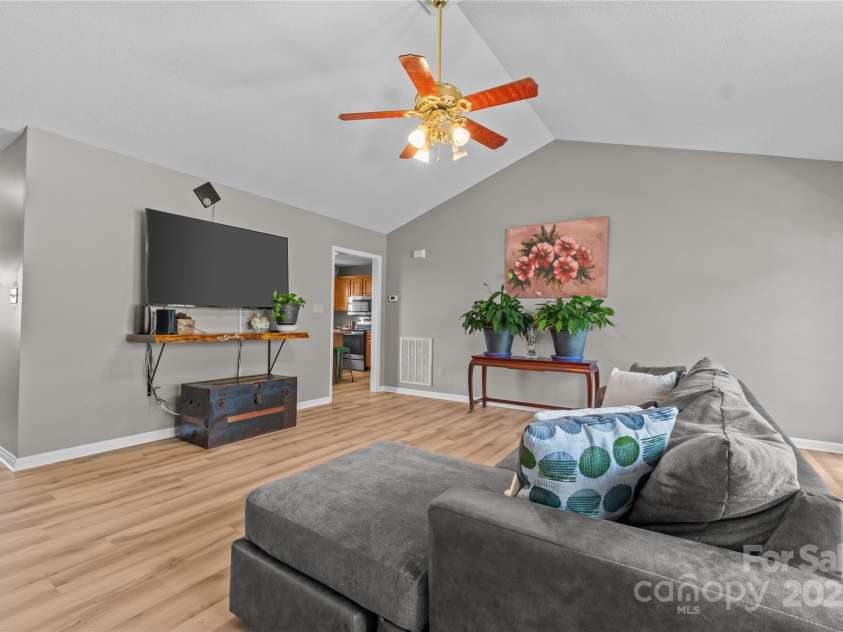 4470 Bandys Cross Road, Claremont, NC 28610.  MLS# CAR4258902, YatesRealty ID 13477. 