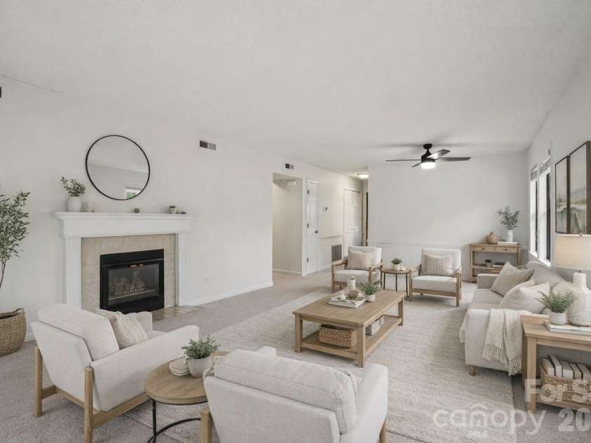 602 Abbey Circle, Asheville, NC 28805.  MLS# CAR4336699, YatesRealty ID 13477. Living room -- virtually staged
