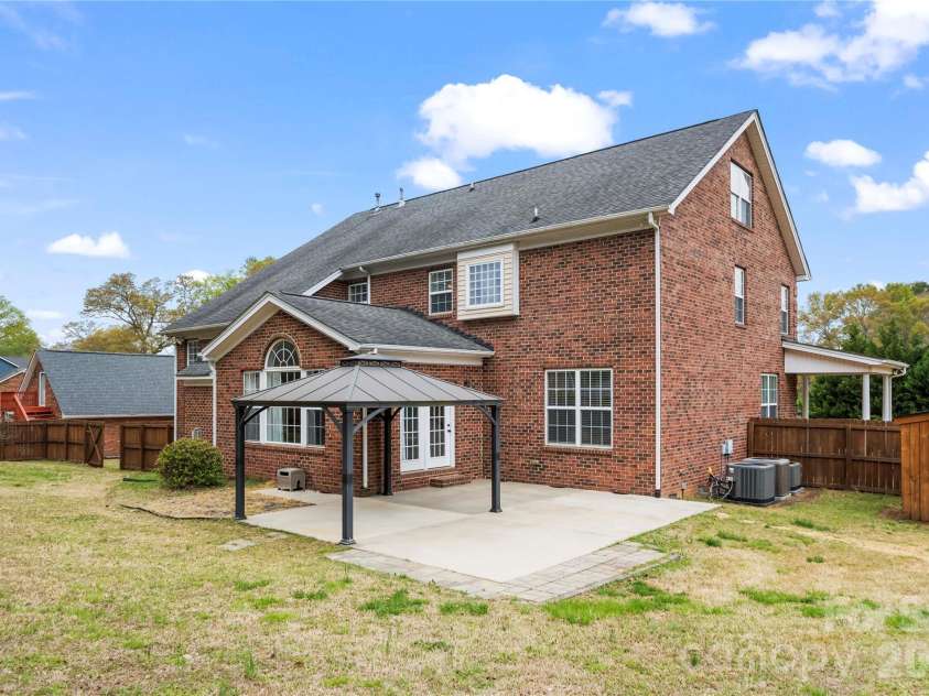 2589 Shamrock Road, Harrisburg, NC 28075.  MLS# CAR4364289, YatesRealty ID 13478. 