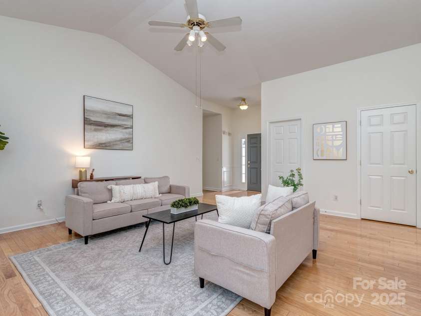 3066 Orion Drive, Fort Mill, SC 29707.  MLS# CAR4259392, YatesRealty ID 13478. 