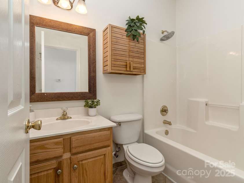 3066 Orion Drive, Fort Mill, SC 29707.  MLS# CAR4259392, YatesRealty ID 13478. 