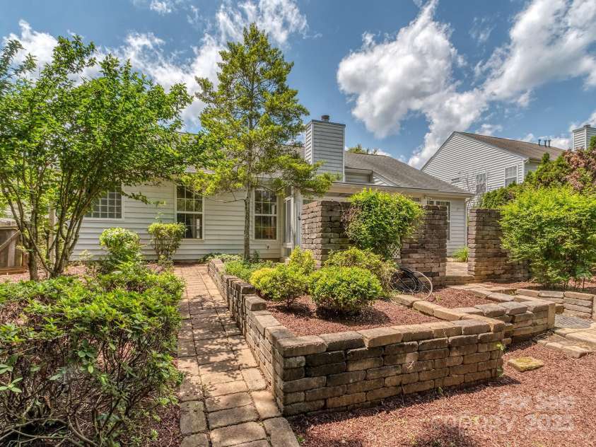 3066 Orion Drive, Fort Mill, SC 29707.  MLS# CAR4259392, YatesRealty ID 13478. 
