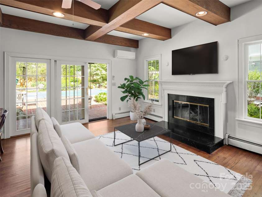 316 Vanderbilt Road, Asheville, NC 28803.  MLS# CAR4258153, YatesRealty ID 13479. Family room virutally staged