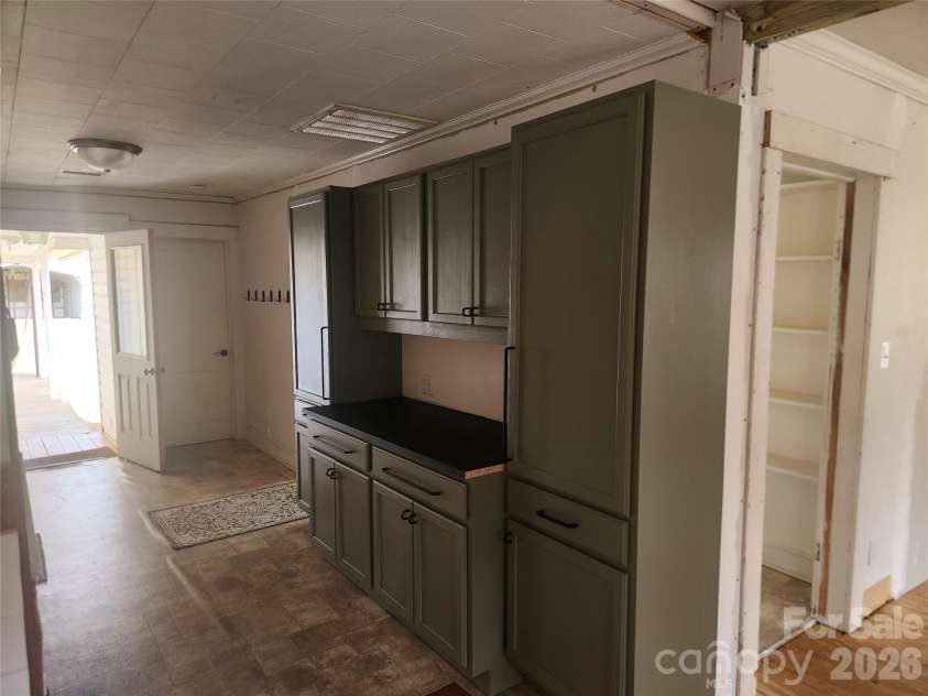 363 Center Church Road, Hiddenite, NC 28636.  MLS# CAR4353871, YatesRealty ID 13479. 