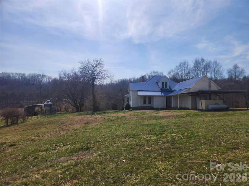 363 Center Church Road, Hiddenite, NC 28636.  MLS# CAR4353871, YatesRealty ID 13479. 