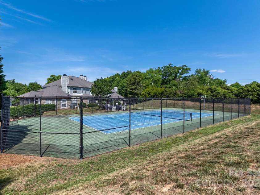 18742 Silver Quay Drive, Cornelius, NC 28031.  MLS# CAR4320397, YatesRealty ID 1348. 