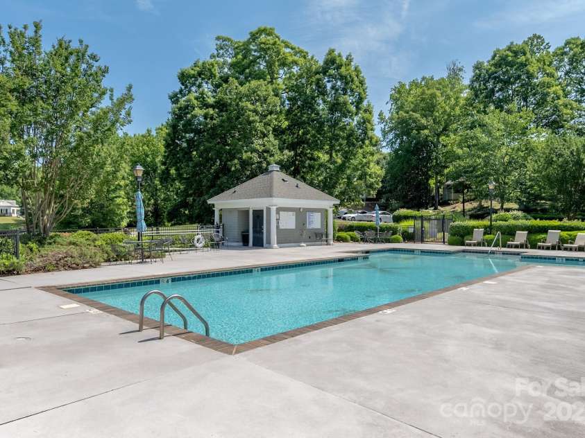 18742 Silver Quay Drive, Cornelius, NC 28031.  MLS# CAR4320397, YatesRealty ID 1348. 