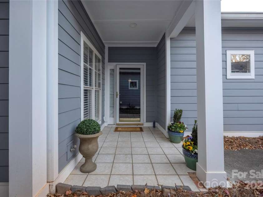 18742 Silver Quay Drive, Cornelius, NC 28031.  MLS# CAR4320397, YatesRealty ID 1348. 