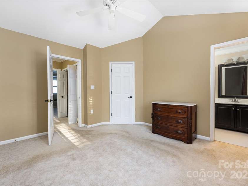 18742 Silver Quay Drive, Cornelius, NC 28031.  MLS# CAR4320397, YatesRealty ID 1348. 